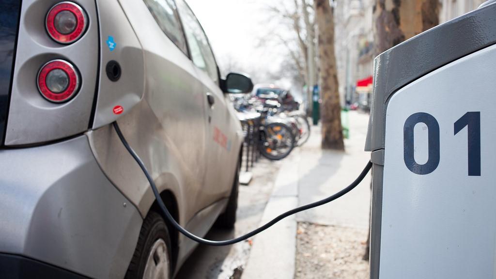 Electric vehicles Thumbnail